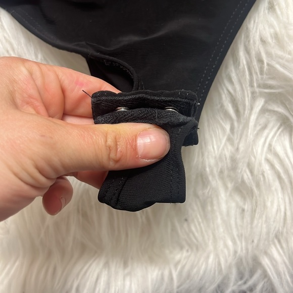 Fashion Nova V-Cut Halter Bodysuit - Picture 3 of 5